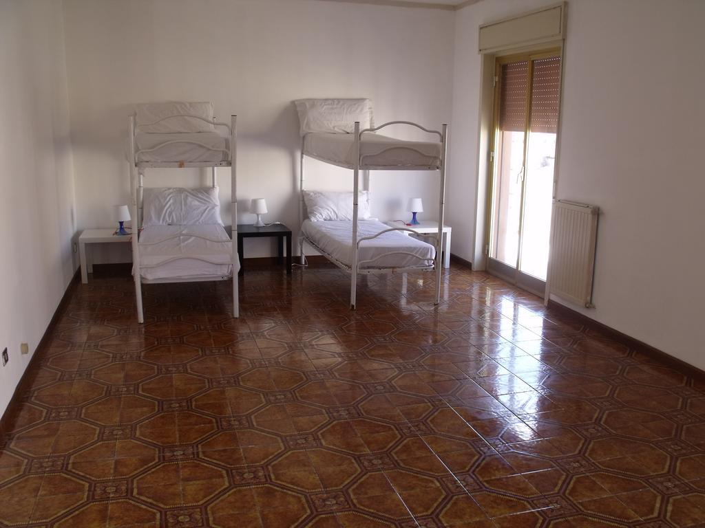 Hôtel A Tre Passi Dal Centro à Palerme Extérieur photo