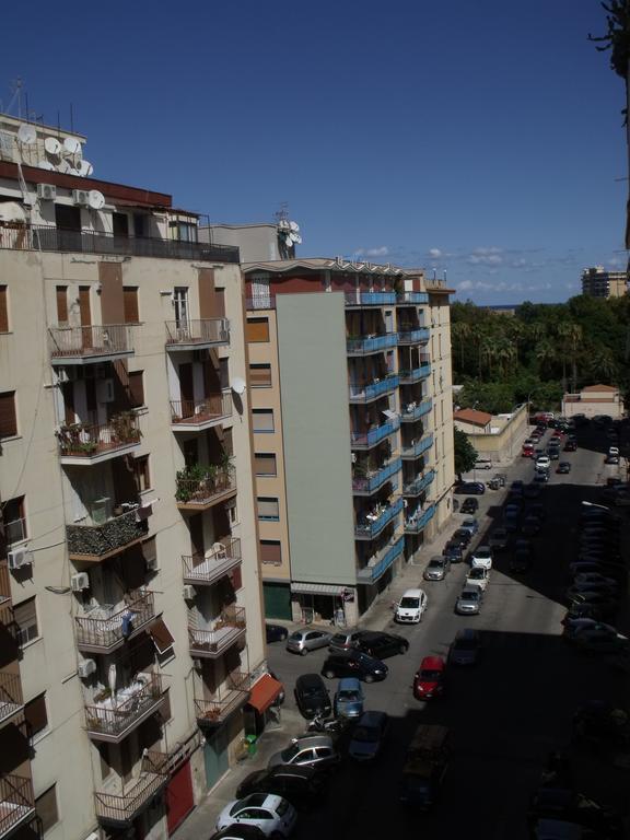 Hôtel A Tre Passi Dal Centro à Palerme Extérieur photo